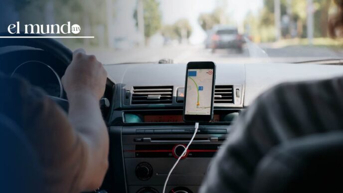 Uber lanza servicio de taxis reservables en Aeropuerto de Cancún