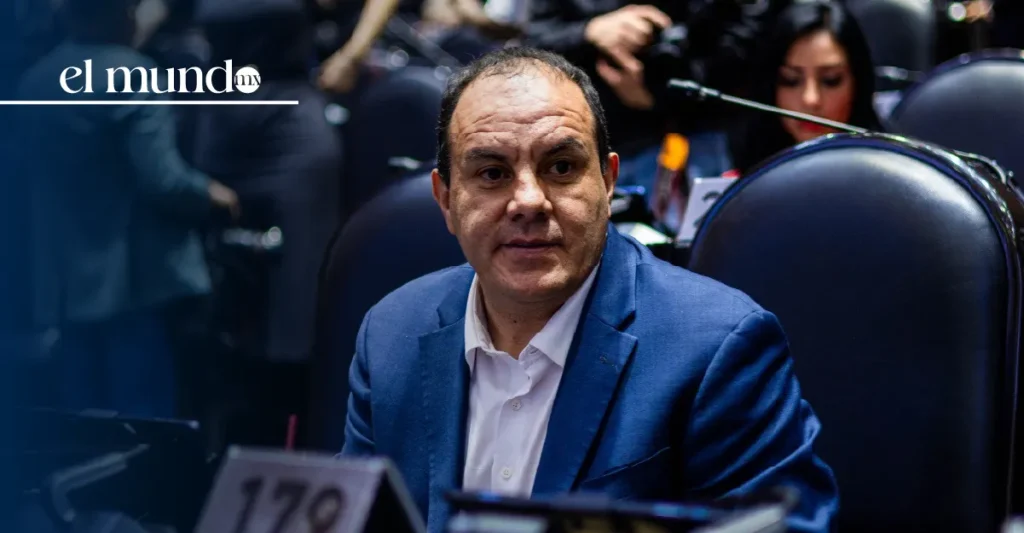 Nuevo escándalo de Cuauhtémoc Blanco: juega pádel en plena sesión de Diputados Nuevo escándalo de Cuauhtémoc Blanco: juega pádel en plena sesión extraordinaria de la Cámara de Diputados