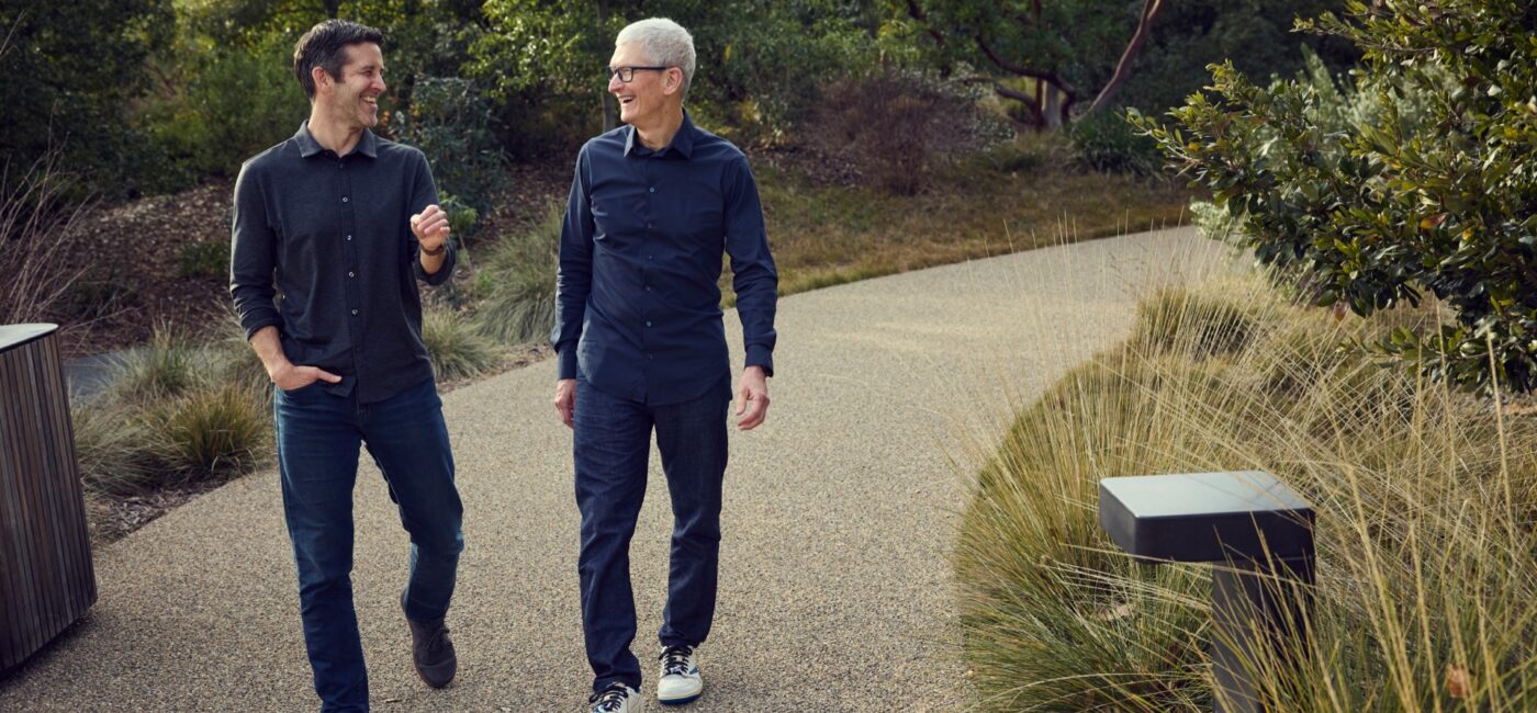 Apple inicia su transición de liderazgo más importante en años. Tim Cook dejará el cargo de CEO en septiembre de 2026. John Ternus asumirá con un enfoque técnico en plena era de la IA.