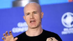 Coinbase despide al 14% de su plantilla debido a la inteligencia artificial: impacto y contexto en CDMX
