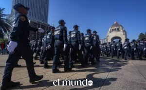 Policías de CDMX reciben clases de inglés para el Mundial 2026 y aumentos salariales