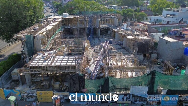 Colapso de grúa en obra de la colonia Roma Sur deja cinco personas heridas