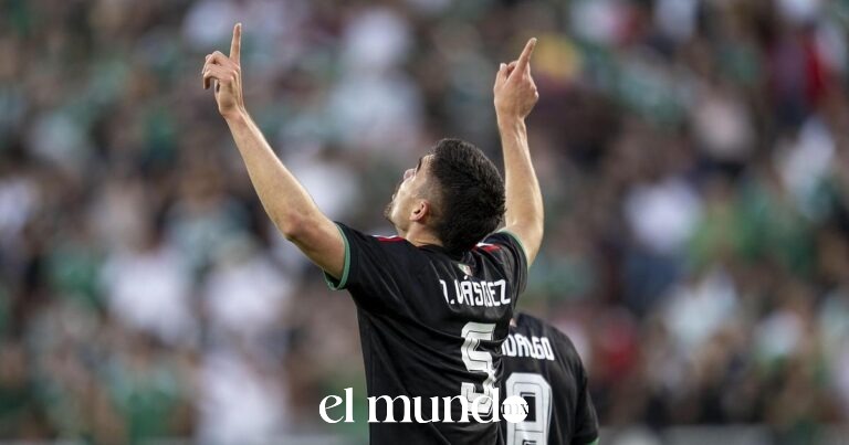 México gana con lo justo a Australia en el Rose Bowl con gol de Johan Vásquez
