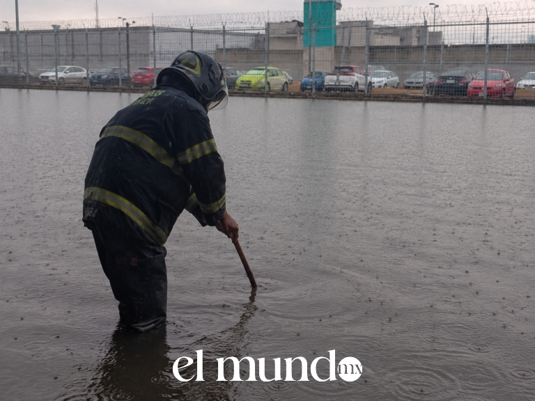 Protección Civil atiende encharcamientos por lluvias fuertes en nueve alcaldías de la Ciudad de México
