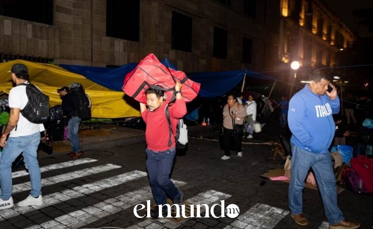 CNTE retira plantón del Centro Histórico de CDMX y perfila fin de huelga nacional