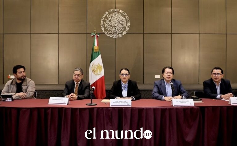 CNTE mantiene huelga y plantón en Centro Histórico tras diálogo con Gobernación