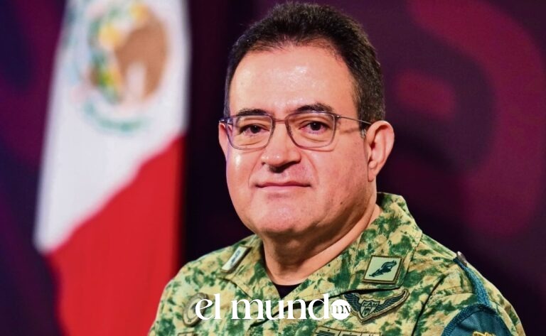 Sheinbaum confirma relevo en la dirección del Tren Maya como parte de rotación militar estándar