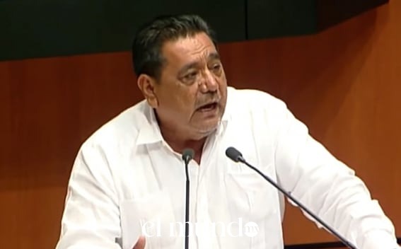 Félix Salgado Macedonio mantiene en suspenso su decisión sobre registro para candidatura en Guerrero Félix Salgado Macedonio mantiene en suspenso su decisión sobre registro para candidatura en Guerrero