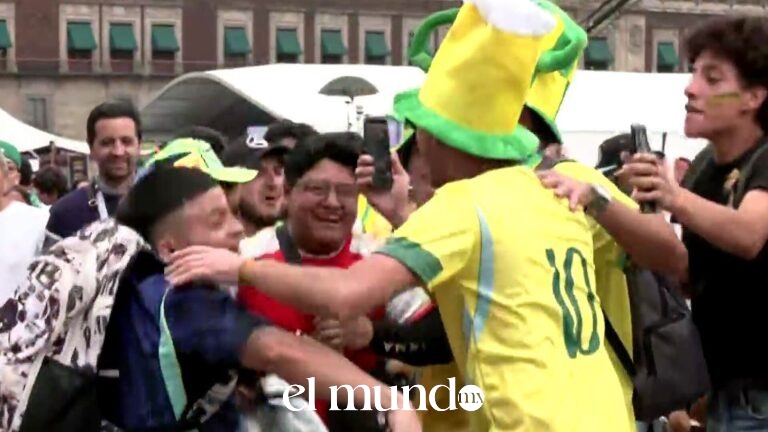 Fan Zone en el Zócalo: aficionados viven la fiebre del Mundial 2026 en el corazón de la CDMX Aficionados se reúnen en el Zócalo para disfrutar fiesta futbolera rumbo al Mundial 2026