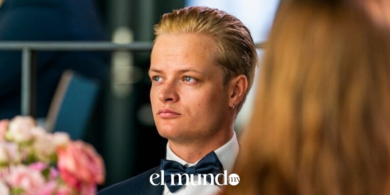 Hijastro del príncipe heredero de Noruega condenado a 4 años de prisión por violación; el apoyo a la monarquía cayó 10 puntos Hijastro del príncipe heredero de Noruega es sentenciado a cuatro años de prisión por violación y violencia doméstica