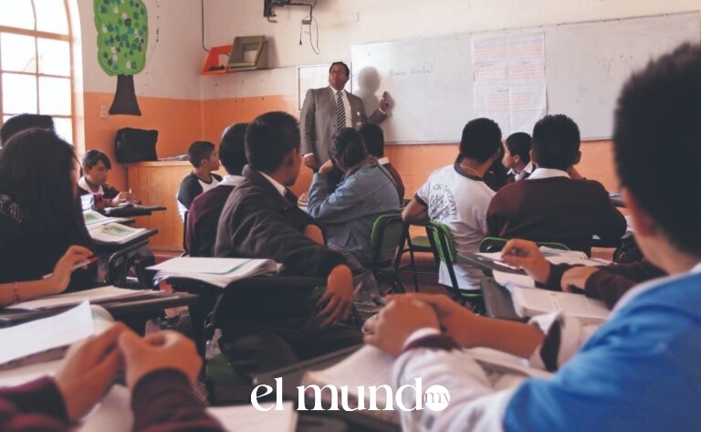 México enfrenta envejecimiento del magisterio y proyecciones de déficit docente para 2030