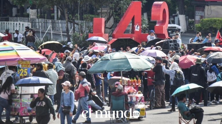CNTE mantiene protestas este 3 de junio con bloqueos en dos alcaldías de CDMX CNTE mantiene protestas este 3 de junio con bloqueos en dos alcaldías de CDMX