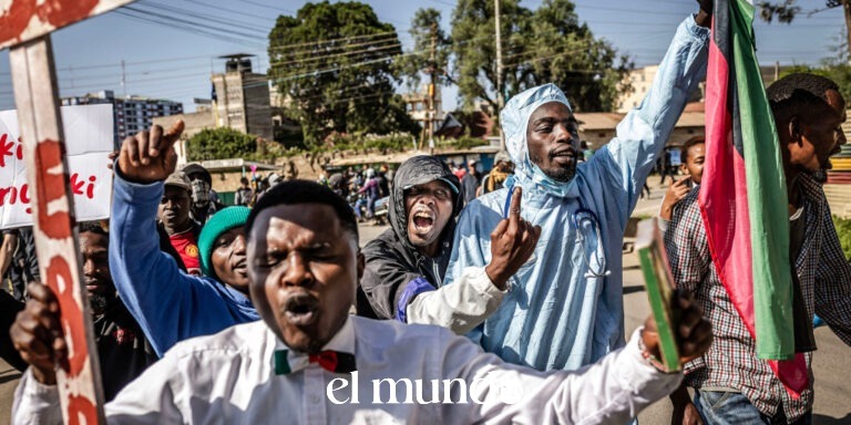 Un manifestante muere en Kenia durante protestas contra centro de cuarentena de ébola para ciudadanos de Estados Unidos Un manifestante muere en Kenia durante protestas contra centro de cuarentena de ébola para ciudadanos de Estados Unidos