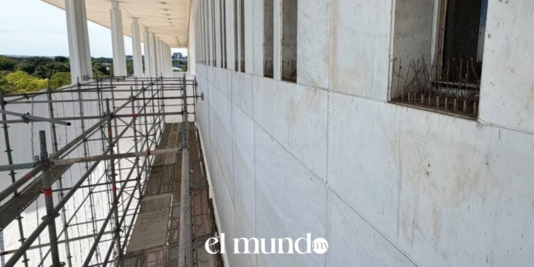 Retiran nombre de Trump del Kennedy Center en Washington
