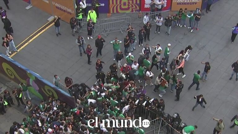 Sobrecupo en el Zócalo de CDMX durante transmisión de partido de la Selección Mexicana