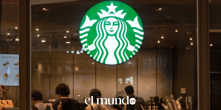 Starbucks cerrará todas sus tiendas en Corea del Sur para capacitación obligatoria tras polémica campaña