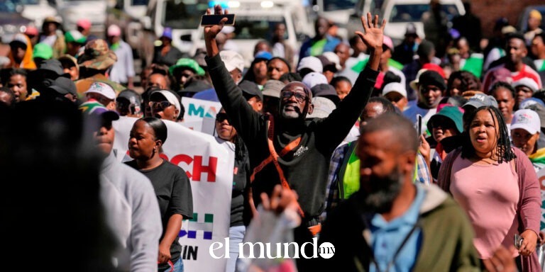 Ramaphosa reconoce tensiones migratorias en Sudáfrica y advierte contra violencia xenófoba