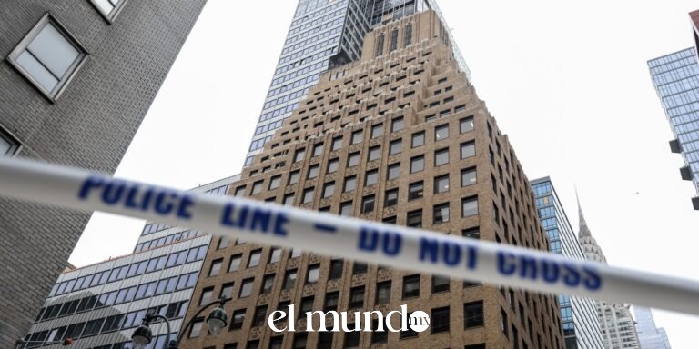 Edificio en Manhattan al borde del colapso pone en duda programa de conversión de oficinas a viviendas en Nueva York Edificio de oficinas en Manhattan que estaba siendo convertido a viviendas muestra signos de inestabilidad estructural