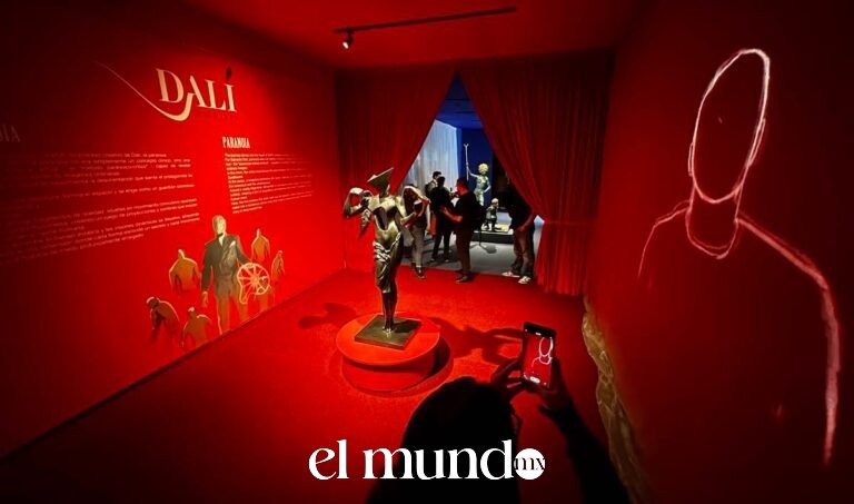 Abre exposición de Salvador Dalí en el Centro Histórico con más de 80 obras originales