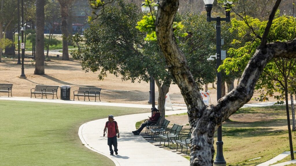 MacArthur Park tendrá eventos culturales gratuitos todo el año Vista del MacArthur Park en Los Ángeles, espacio público que albergará eventos culturales gratuitos durante todo el año 2026