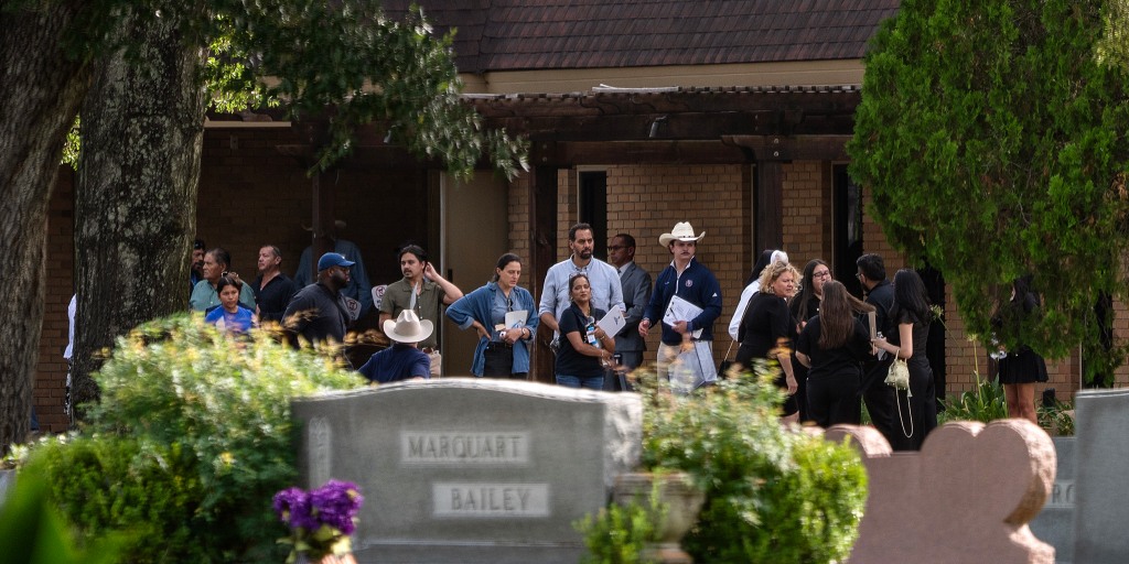 Lorenzo Salgado Araujo: dolor en funeral de mexicano baleado por ICE Funeral de Lorenzo Salgado Araujo, inmigrante mexicano baleado por agentes de ICE en Houston, Texas