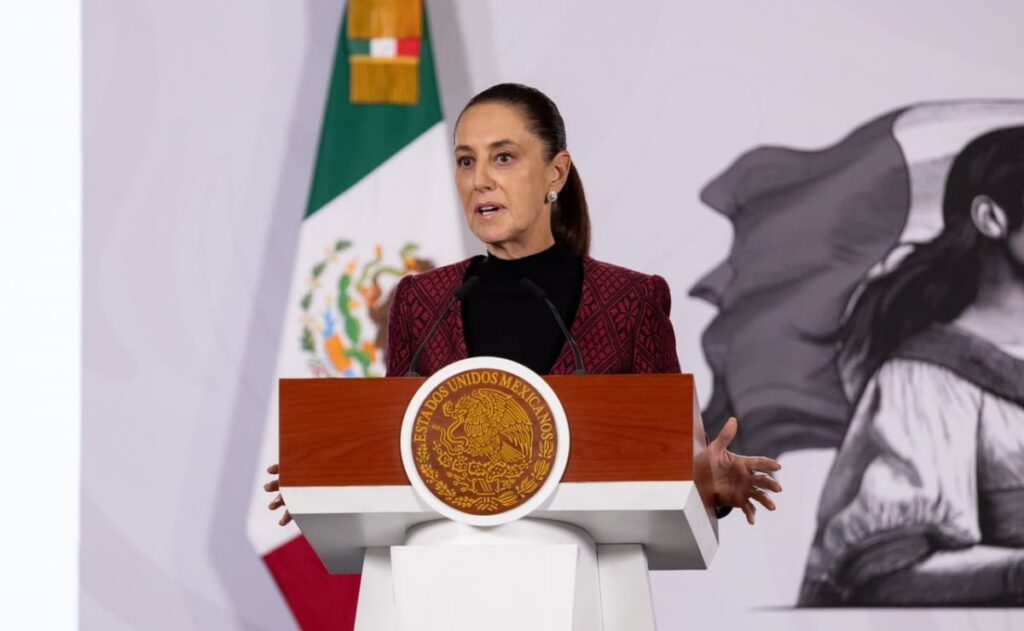 Sheinbaum inicia debates sobre redes sociales en niños y adolescentes Claudia Sheinbaum durante el foro sobre uso de redes sociales en niños y adolescentes