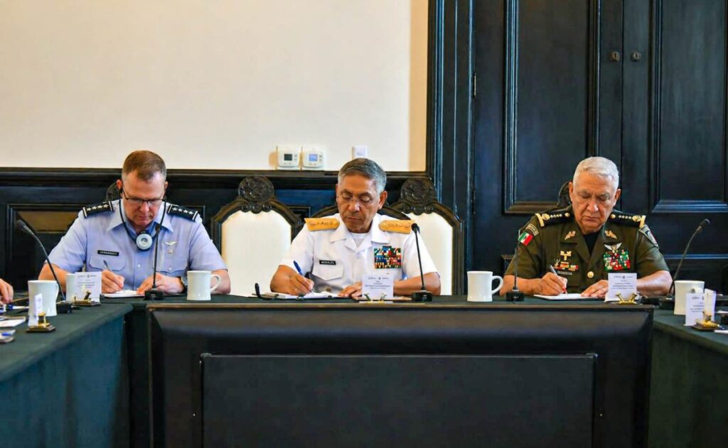 Reunión de alto nivel entre el Comando Norte de Estados Unidos y autoridades de Sedena y Marina en Veracruz