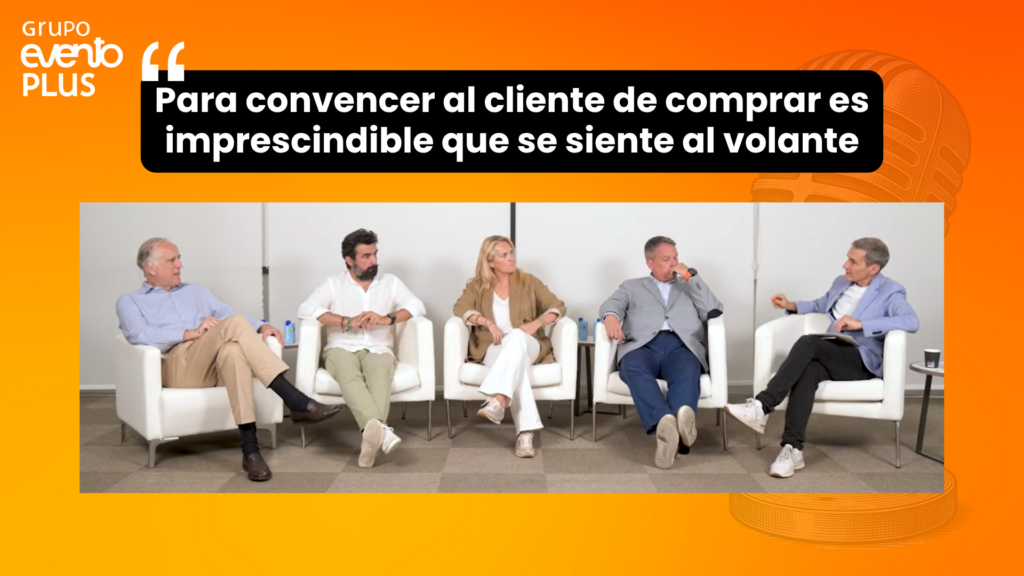 Evento de automoción en México mostrando vehículos eléctricos y experiencias inmersivas para compradores
