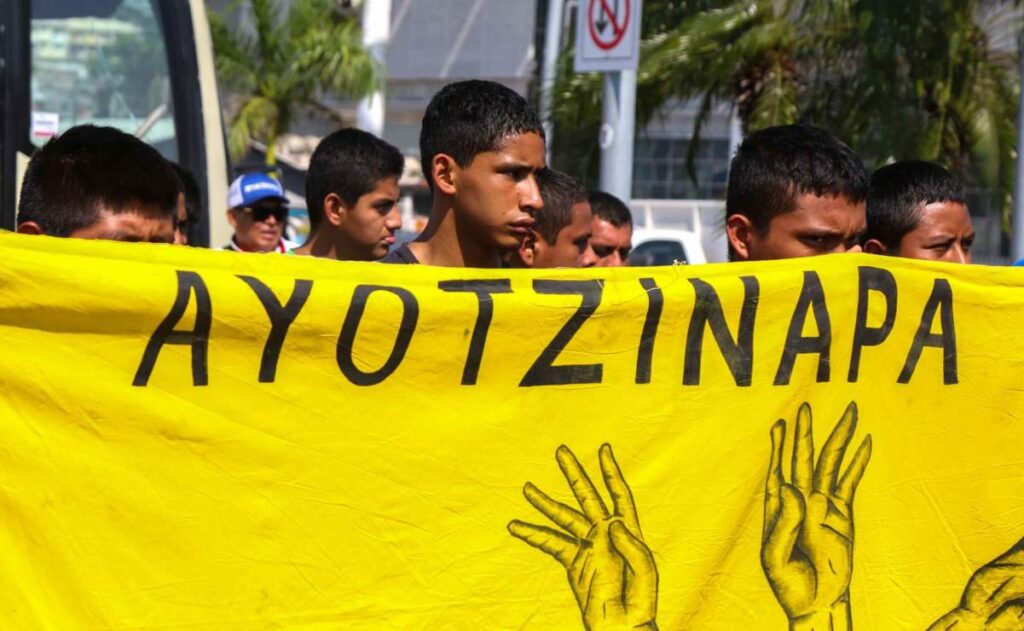 La presidenta Claudia Sheinbaum durante conferencia matutina sobre el caso Ayotzinapa