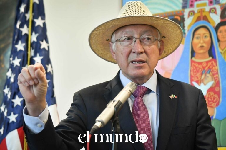 Ken Salazar revela que AMLO dejó de responder sus mensajes tras la captura del Mayo Zambada Ken Salazar revela que AMLO dejó de responder sus mensajes tras la captura del Mayo Zambada