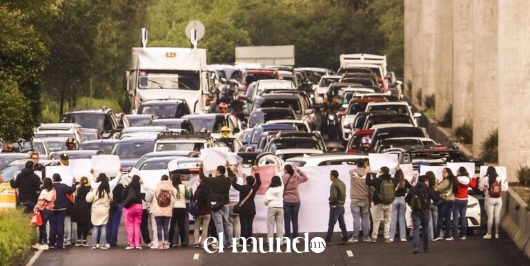 Vecinos de Pedregal Carrasco protestan en Periférico Sur contra la inseguridad