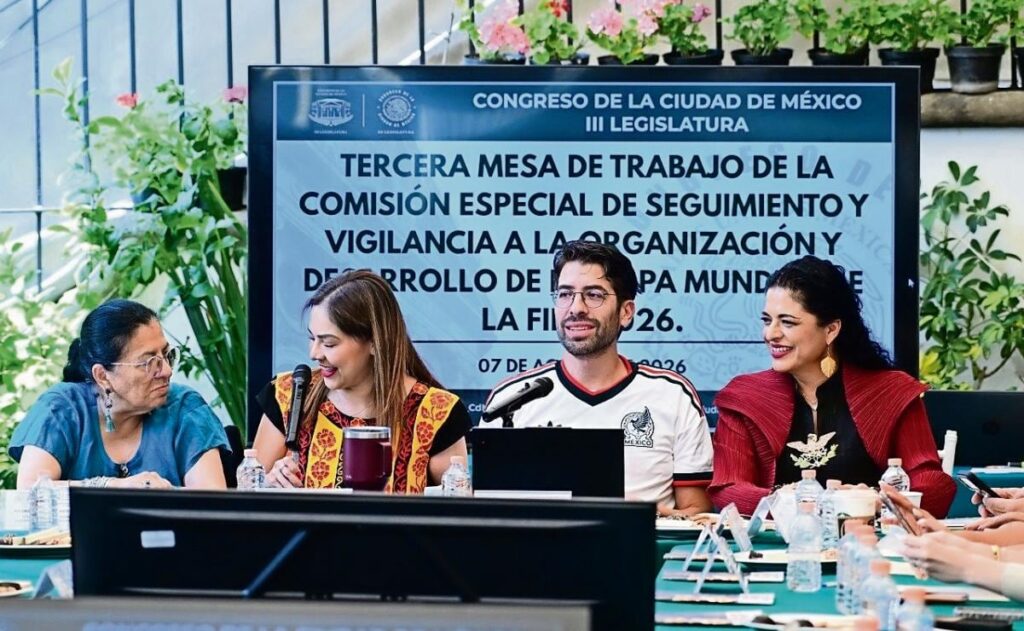 Sesión de la Comisión del Mundial de Futbol del Congreso de la Ciudad de México durante sus trabajos de seguimiento a la Copa del Mundo FIFA 2026