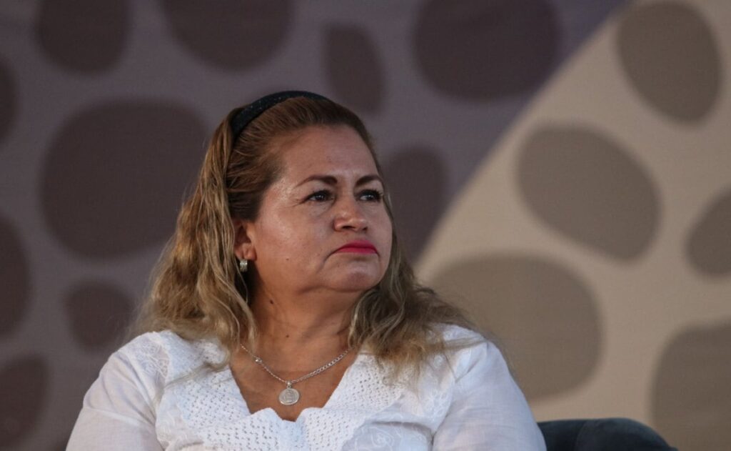 Ceci Flores, fundadora del Colectivo Madres Buscadoras de Sonora, durante su participación en evento de Somos México